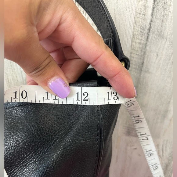 Cole Haan Black leather bucket shoulder bag - Picture 12 of 16